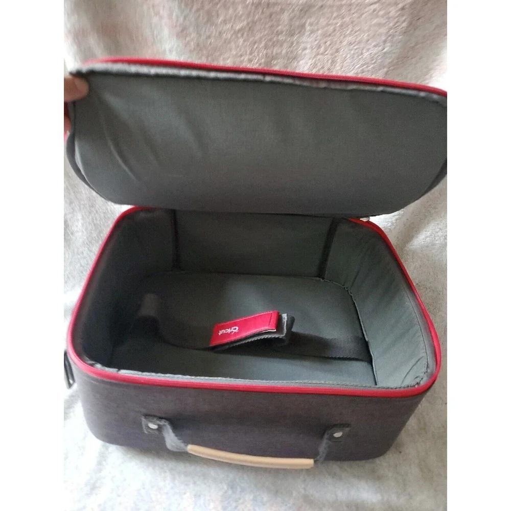 Cricut Box Easy Press Gray Padded Carry Travel Case 15